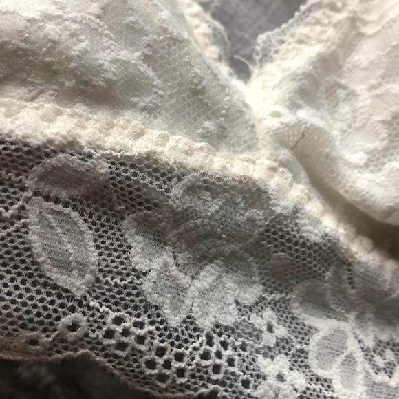 Gilly Hicks Off-White Lace Bralette - Picture 3 of 3